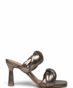 Flattered River Leather Heeled Sandals For Women Black 49 Flattered River Leather Heeled Sandals For Women Black -Heeled shoes Sales Store fla0416001 cmetallic 1