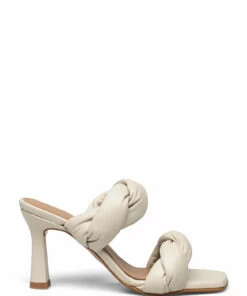 Flattered River Leather Heeled Sandals For Women Black 59 Flattered River Leather Heeled Sandals For Women Black -Heeled shoes Sales Store fla0416002 ccreme 1