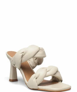 Flattered River Leather Heeled Sandals For Women Black 63 Flattered River Leather Heeled Sandals For Women Black -Heeled shoes Sales Store fla0416003 ccreme